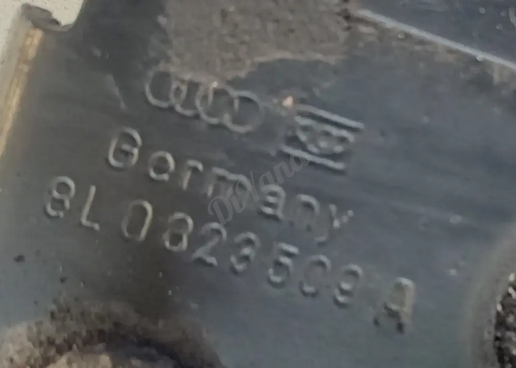 Замок капота audi A3 8L
