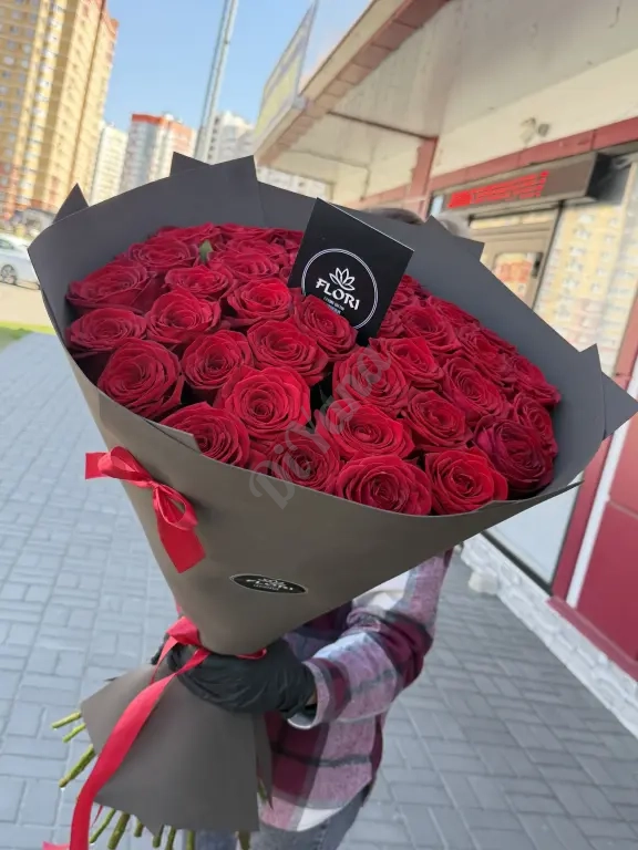 Розы в Липецке букет Халиф