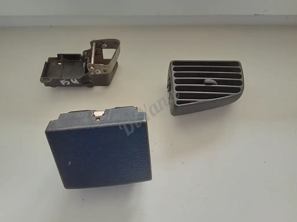 Пепельница,дефлектор Volkswagen Passat b4