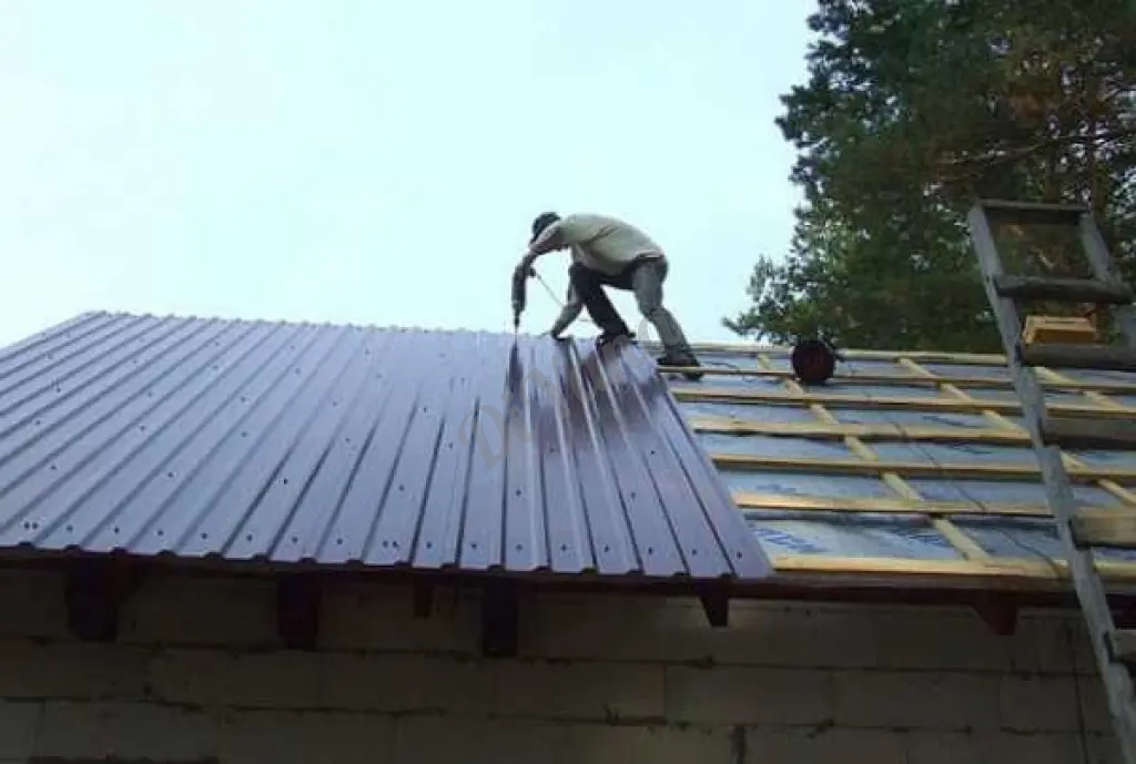 Кровельные работы различной сложности.